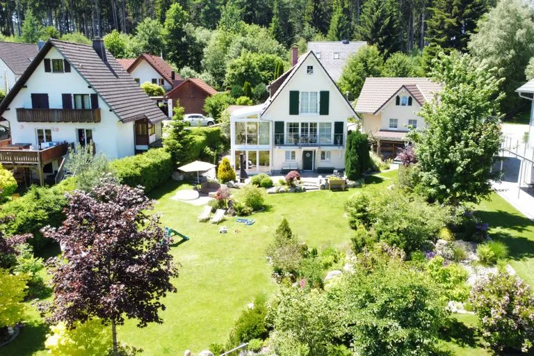 Ferienhaus mit Spielzimmer und Pool im Schwarzwald