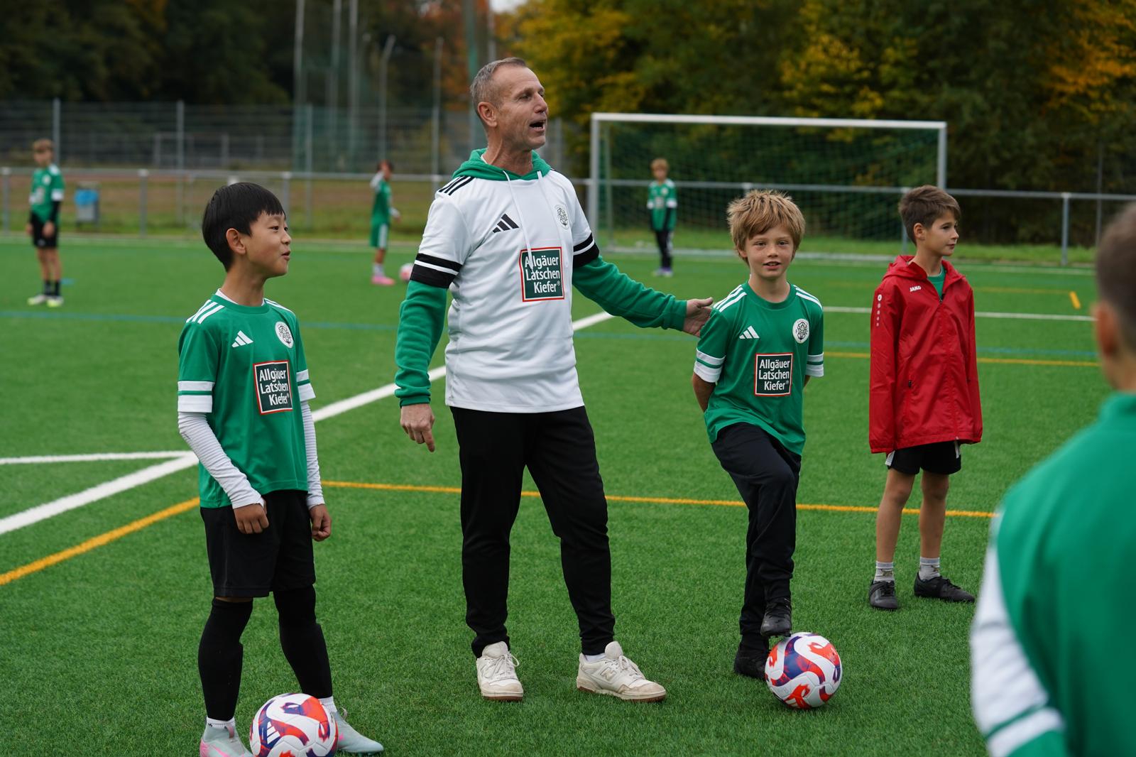 Kinder beim Fußballcamp des FC 08 Homburg