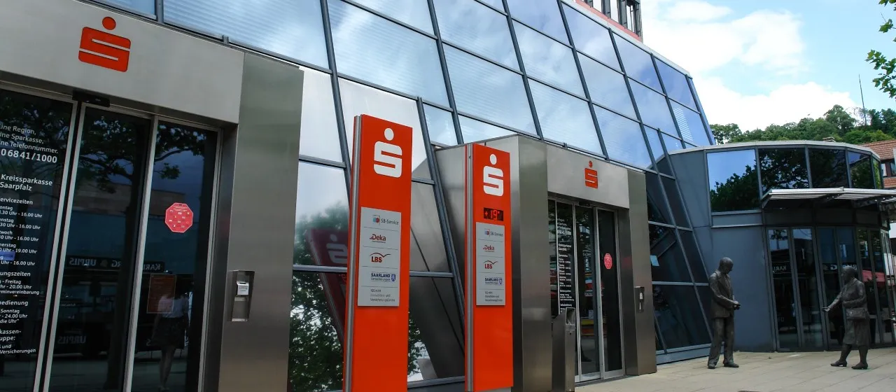 Kreissparkasse Saarpfalz × anyhelpnow Service-Netzwerk