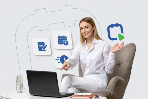 Online Buchungssystem anyhelpnow Organizer – Dienstleisterin verwaltet Kundenkommunikation und Terminplanung am Tablet