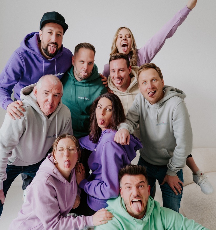 Team von saarfinanz, dem unabhängigen Versicherungsmakler – persönliche Beratung und maßgeschneiderte Versicherungen für jede Lebenslage.