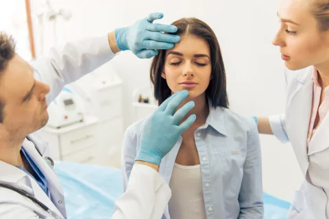 Vorbesprechung Schönheitschirurgie