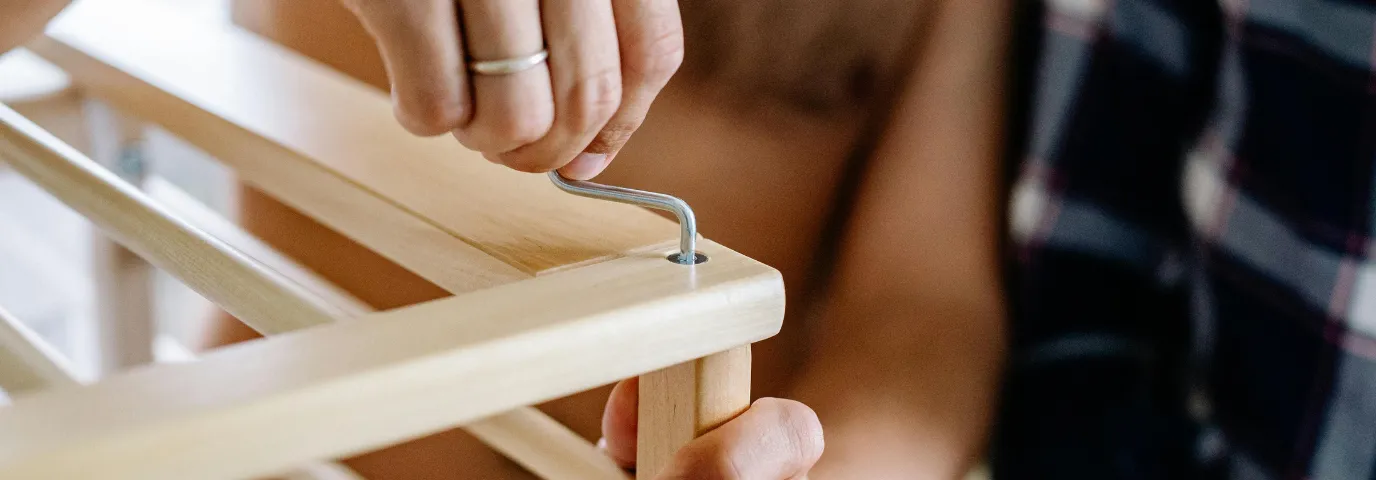 Möbel zusammenbauen Tipps: Profi-Tricks für stressfreie Montage
