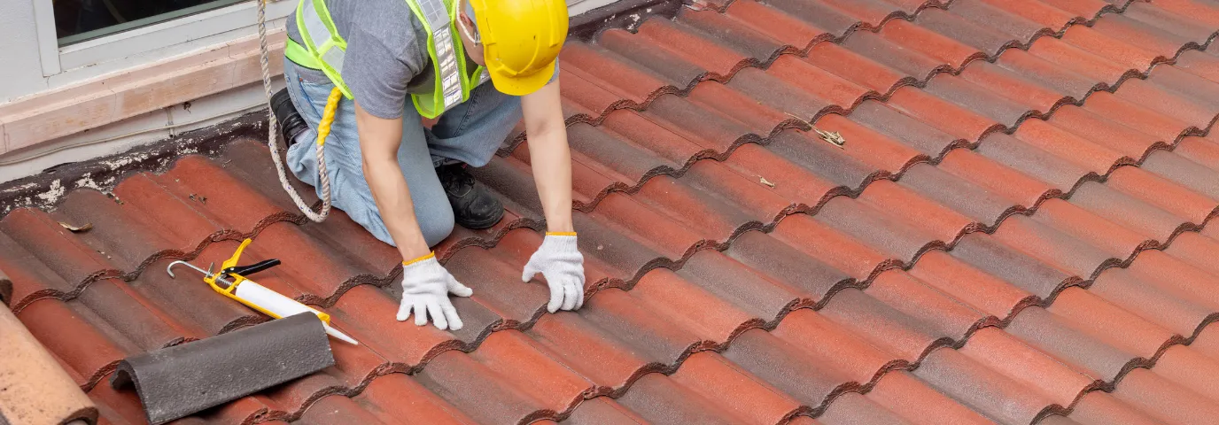 Dachziegel austauschen: Komplette Anleitung für sicheren DIY-Wechsel