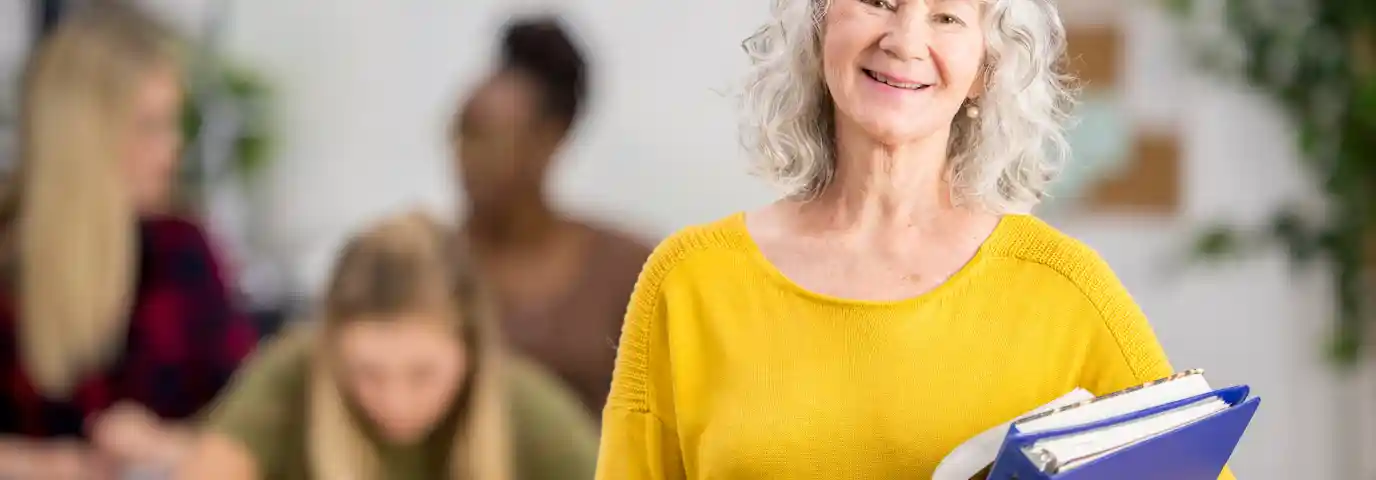 Weiterbildung ab 40: Erfolgreich lernen und Karriere neu starten