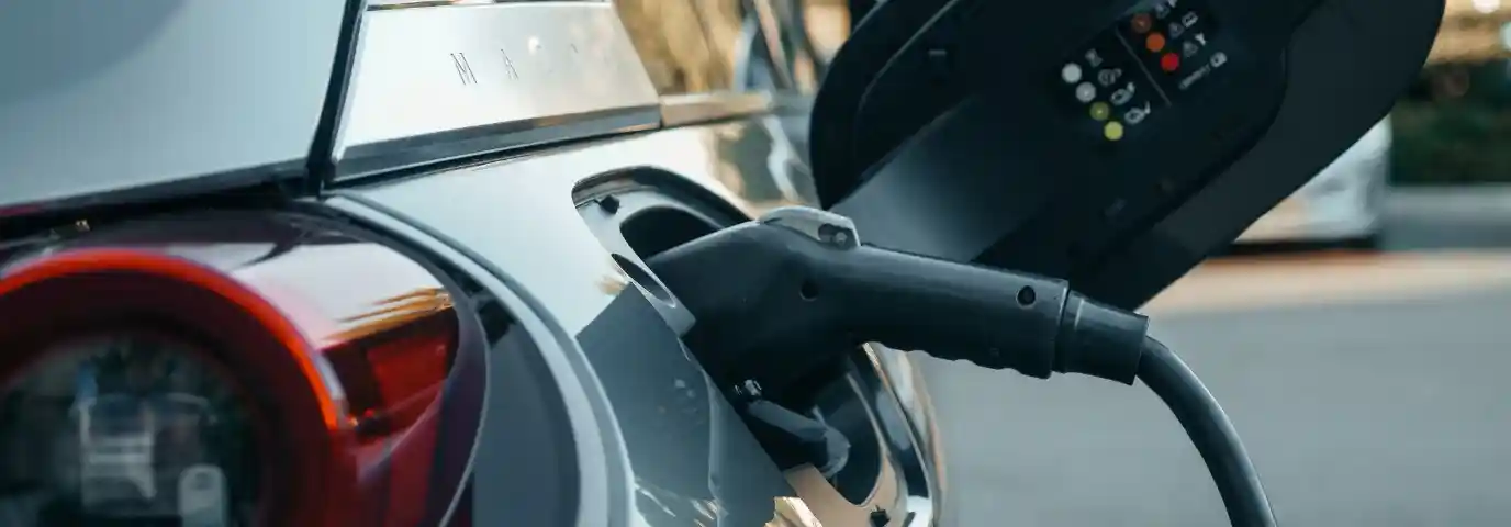 Elektroauto Reichweite verbessern: 7 sofort umsetzbare Tricks für bis zu 30% mehr Fahrstrecke