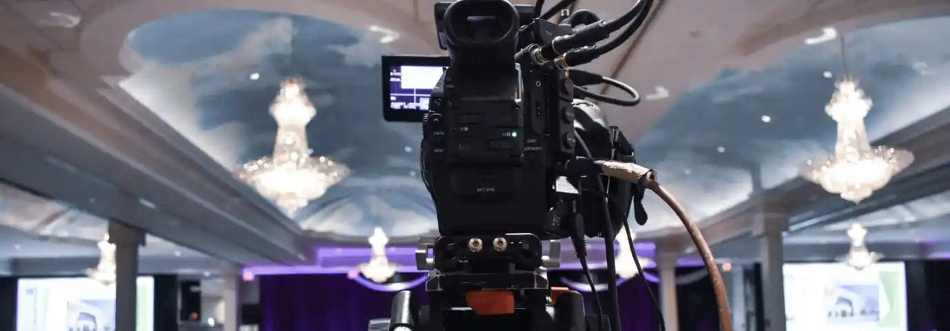 Eventtechnik mieten oder kaufen? Kostenvergleich & Break-Even 2025