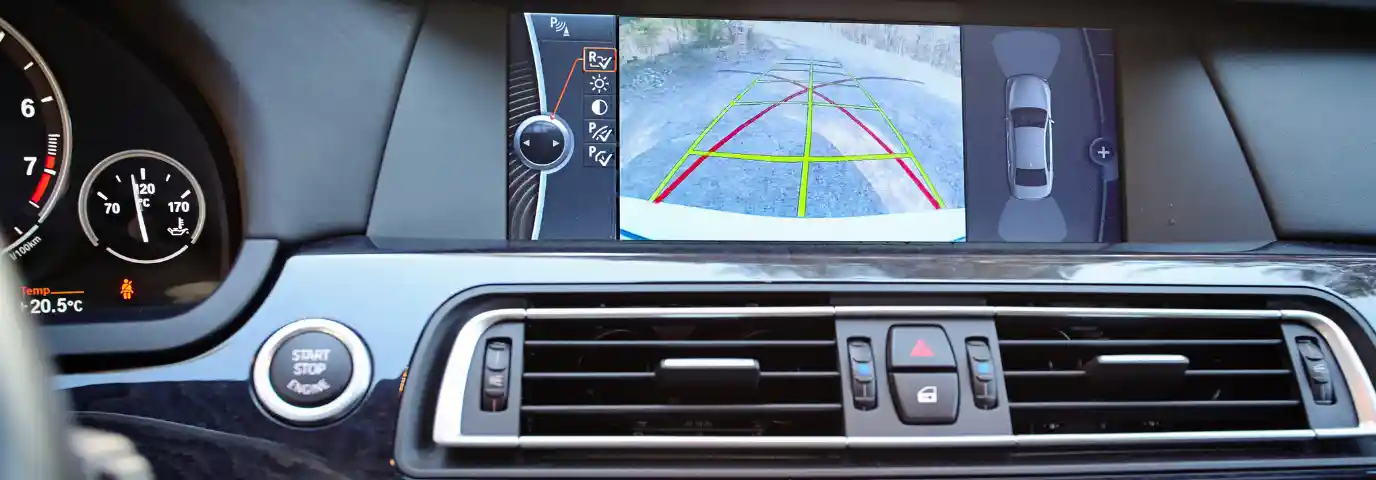 Fahrassistenzsysteme verstehen: Kompletter Guide zu moderner Autotechnik