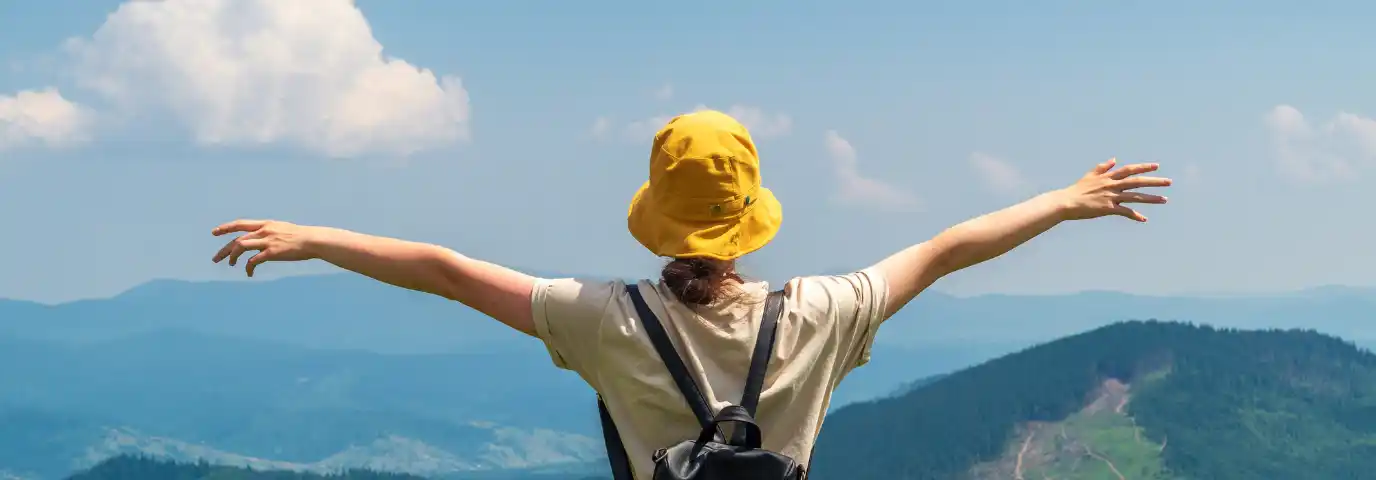 Gesund Reisen: 10 Ernährungstipps für Energie & Wohlbefinden unterwegs