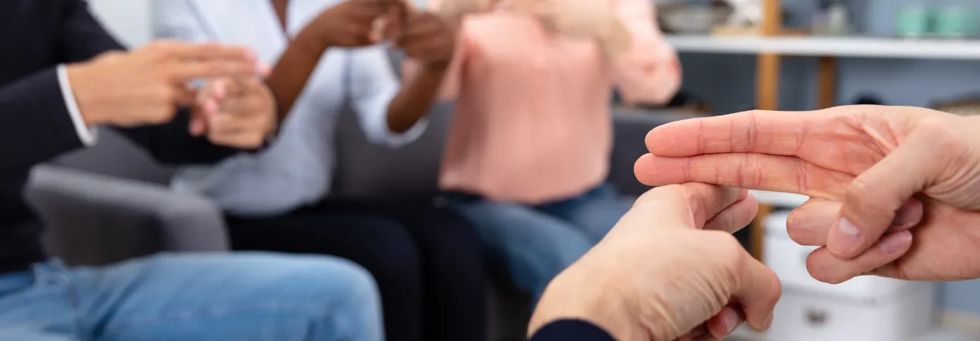 Barrierefreie Übersetzung Gebärdensprache: Leitfaden für Fachkräfte
