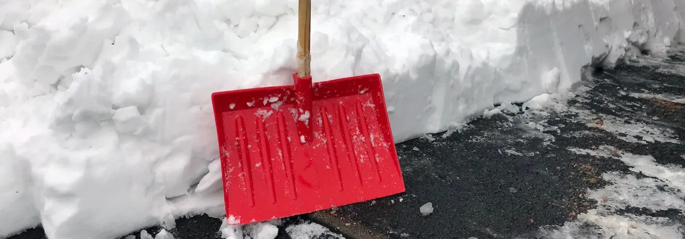 Smart Winterdienst: IoT-Sensoren & Apps für digitale Schneeräumung