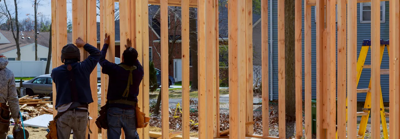 Holzständerbauweise Nachteile: 7 kritische Schwächen im Detail