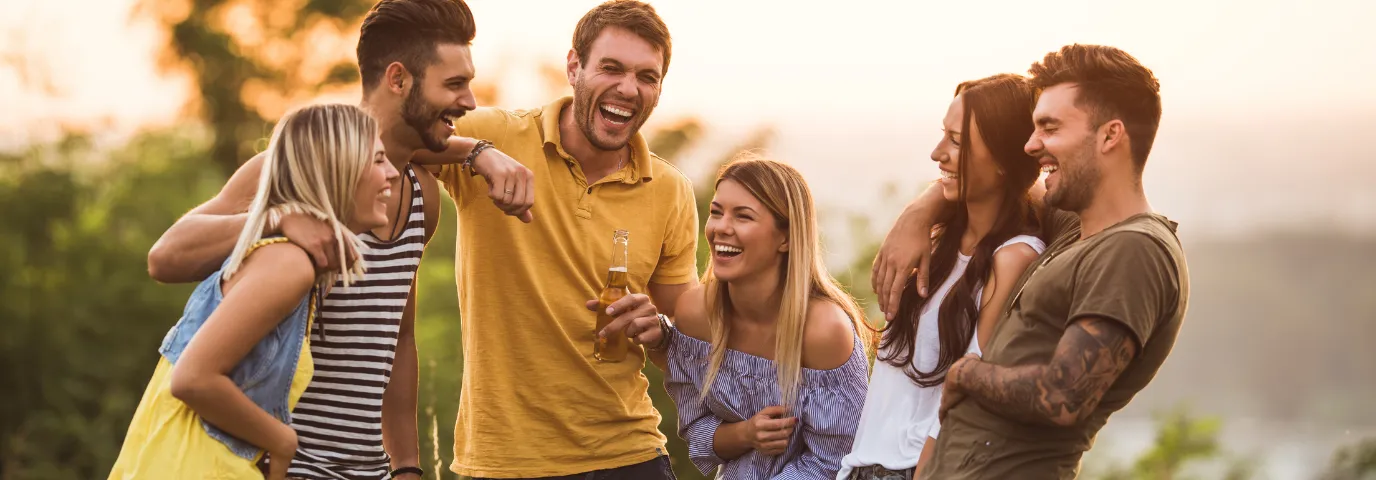 Lachen Gesundheit: Warum Humor Dein Immunsystem stärkt & Stress reduziert