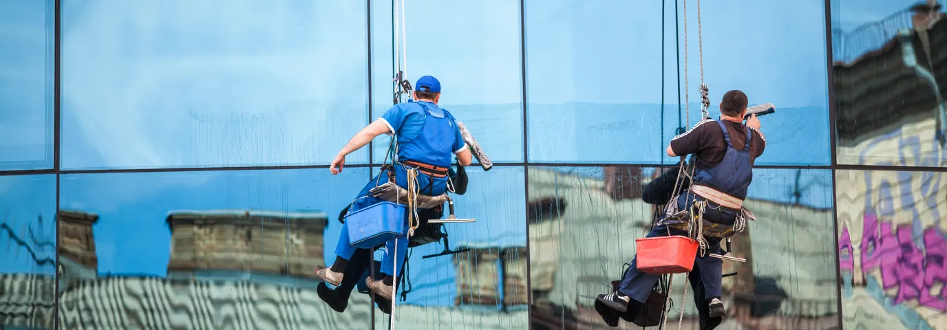 Professionelle Fassadenreinigung: Werterhalt & Schutz für Deine Immobilie