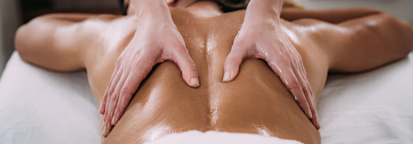 Rückenmassage lernen: Professionelle Anleitung für Anfänger