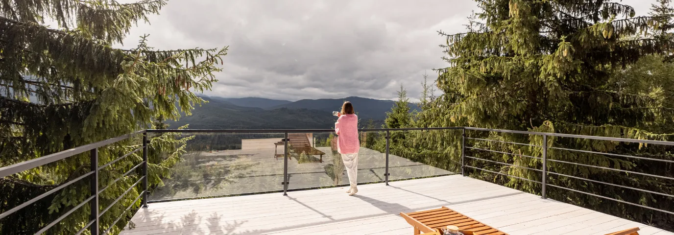 Terrasse abdichten: Anleitung, Materialien & Kosten für professionelle Ergebnisse