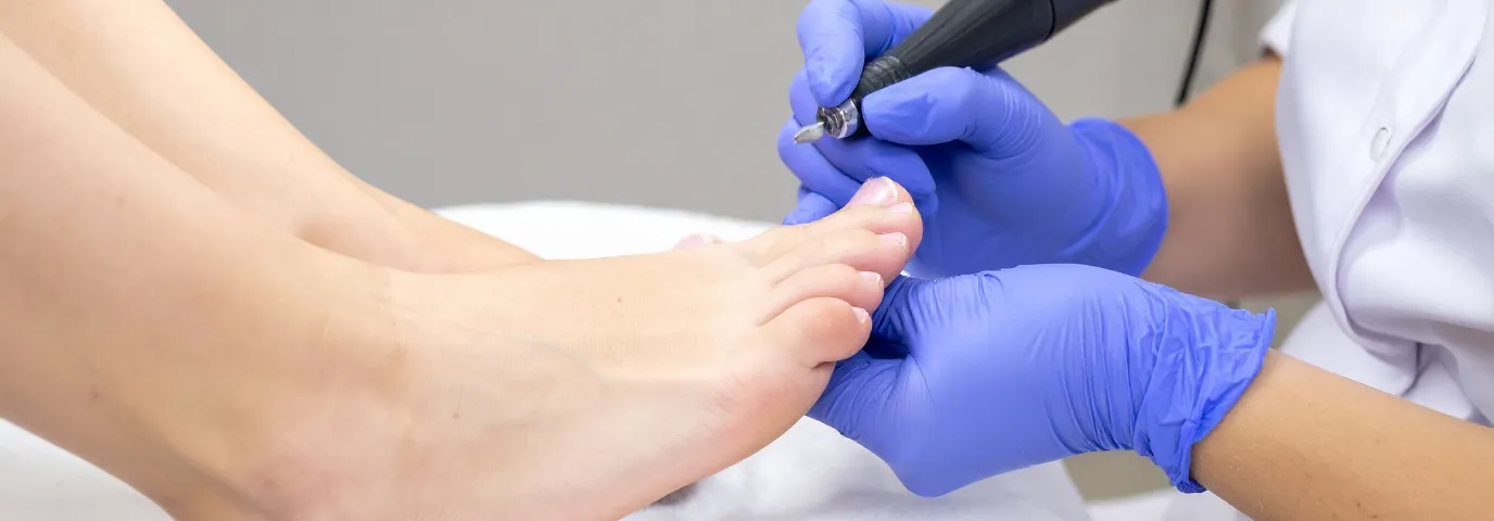 Was kostet eine Fußpflege? Preise & Leistungen im Überblick 2025