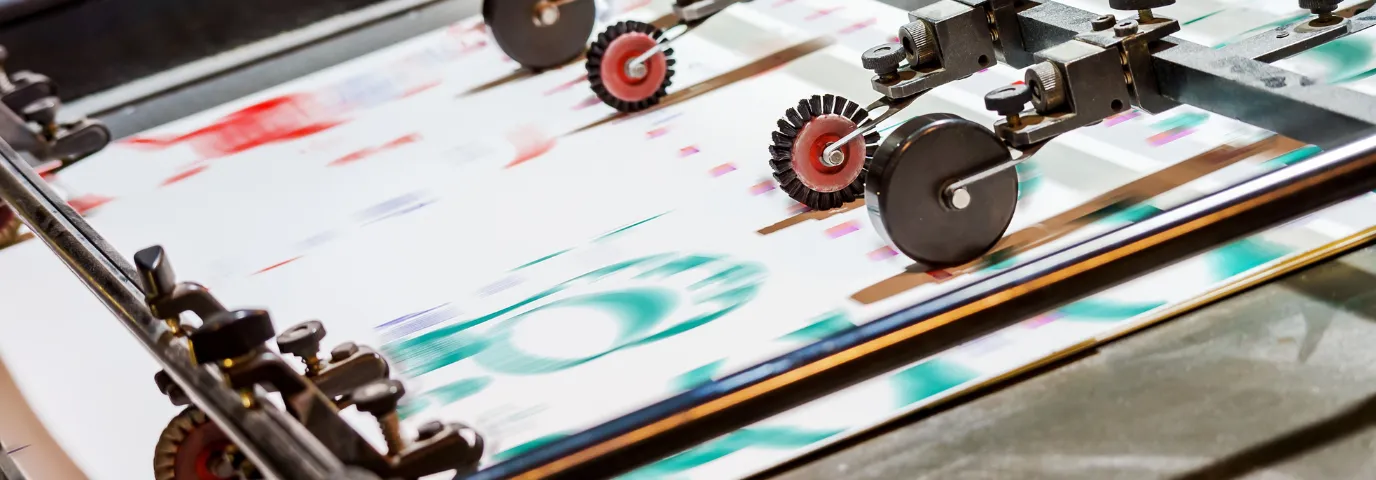 Print Finishing Guide: Spot UV vs Foil Emboss for Premium Results Print Finishing Guide: Spot UV vs Foil Emboss for Premium Results